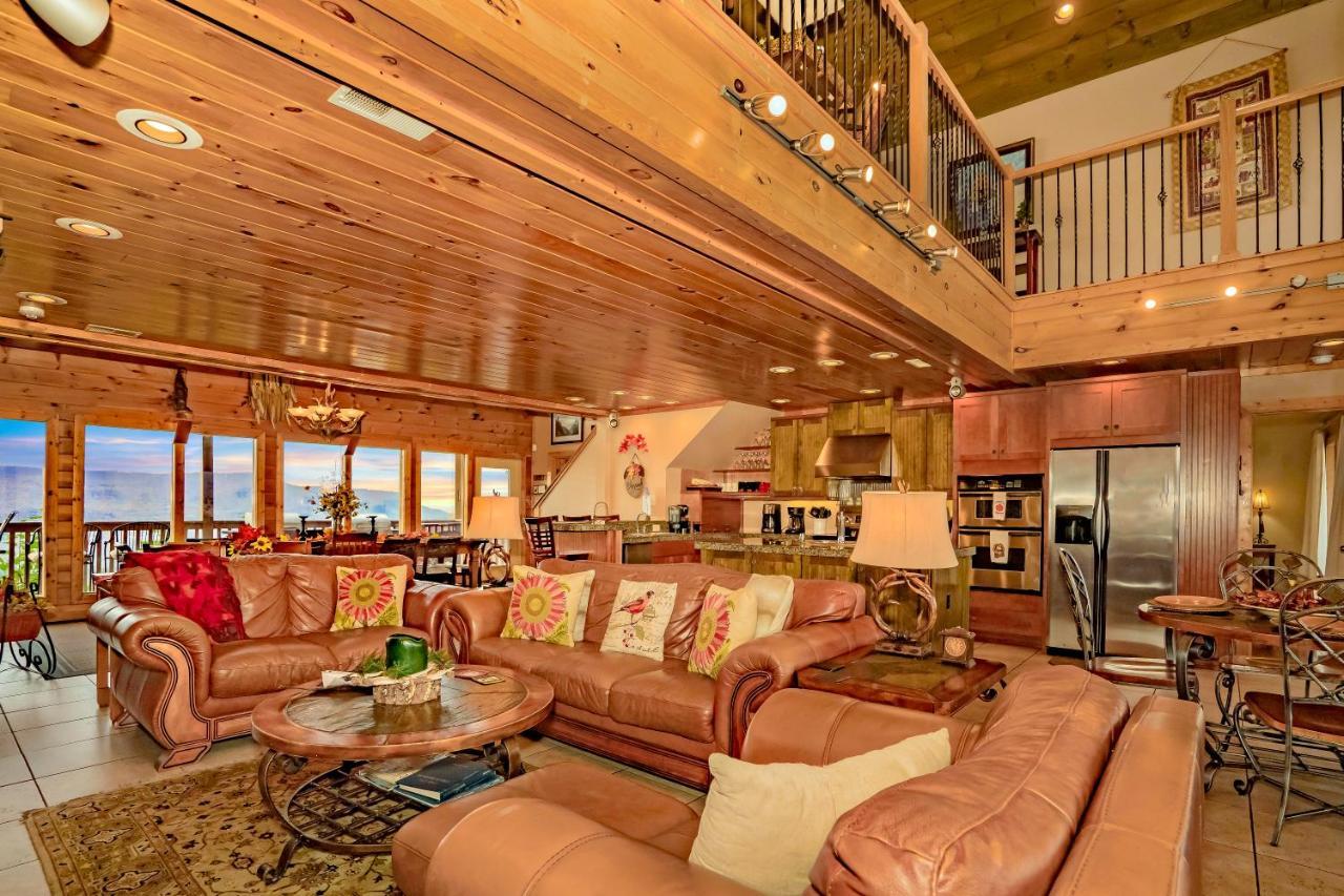 Tanasi Lodge - Reunions, Retreats, Weddings, Family Getaways Sevierville Exterior foto